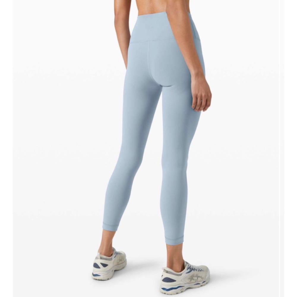 Chambray 25” Wunder Train Legging | Lululemon | Size 6 | Like New - Picture 2 of 10